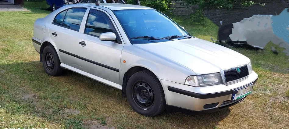 skoda octavia Skoda Octavia cena 4500 przebieg: 138707, rok produkcji 1999 z Warszawa